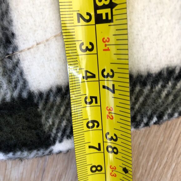 Blank‎ NYC Soft Cozy Flannel Shacket Jacket Preppy Clueless Plaid Longline - Picture 12 of 14